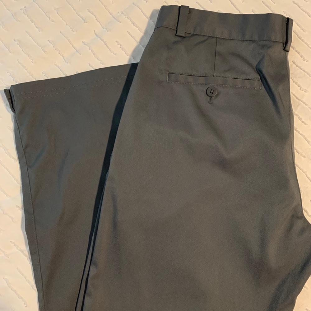 Men’s Gray Nike Golf Pants 34x32